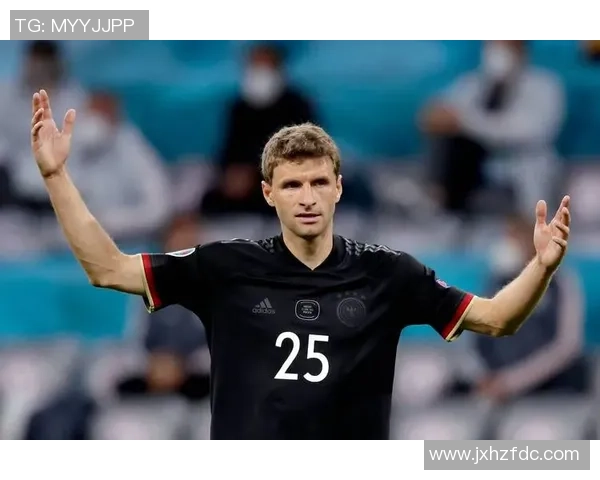 拜仁球星托马斯穆勒：从青涩少年到足坛传奇的成长历程