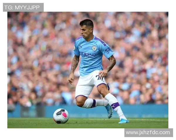 足球球星背后的无名英雄 揭秘他们的私人按摩师与恢复秘诀